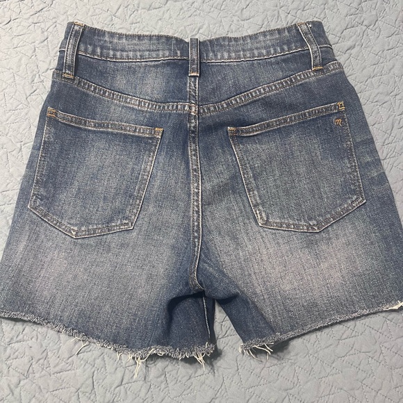 Madewell denim shorts - Picture 2 of 3